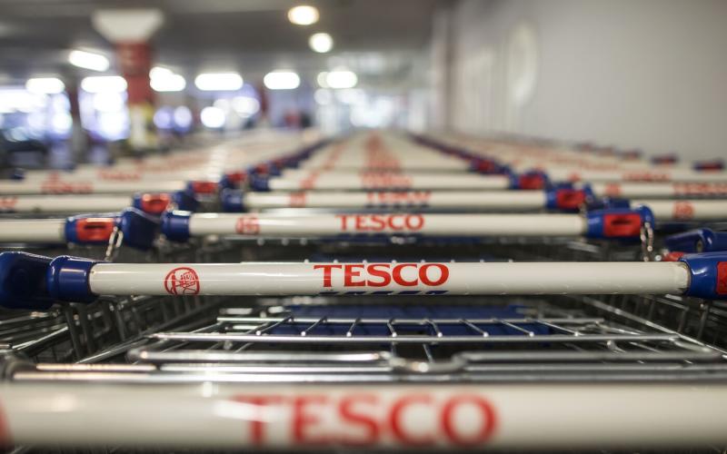 A Tesco most ingyen élelmiszerekkel lepi meg vásárlóit!