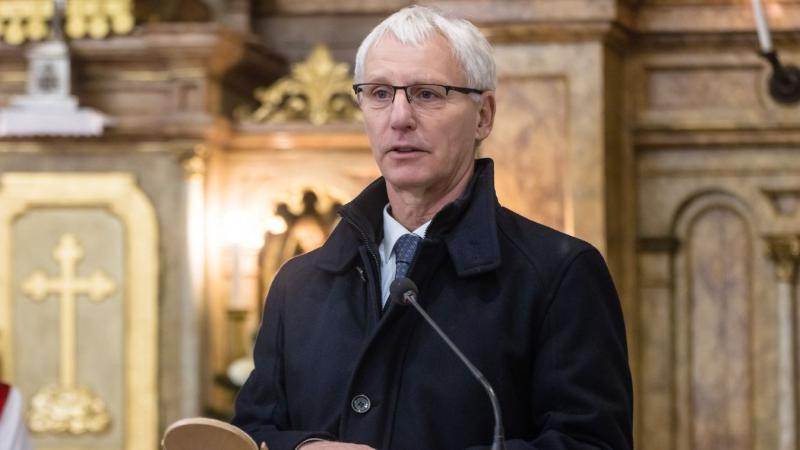 Soltész Miklós szavai szerint a legfontosabb dolgunk az, hogy támogassuk egymást.