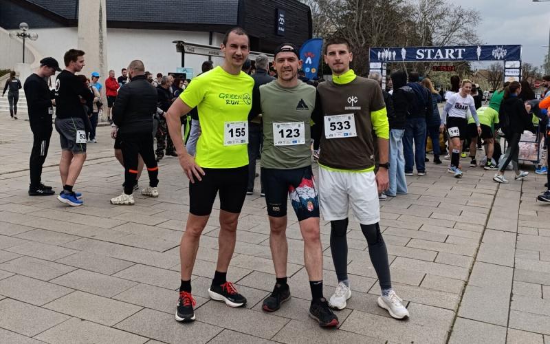 Kossuth-staféta és a Furcsa maraton: négy keleti dobogós eredmény

A Kossuth-staféta és a Furcsa maraton izgalmas események, melyek során négy kiemelkedő keleti versenyző állhatott a dobogóra. Ezek a versenyek nem csupán a sport teljesítményéről szólnak, 