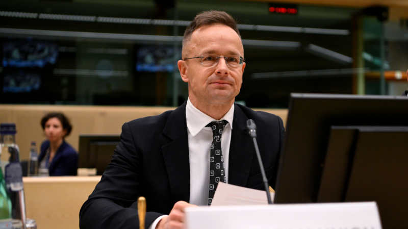 Szijjártó Péter: Elindul a küzdelem a rezsicsökkentés megóvásáért!
