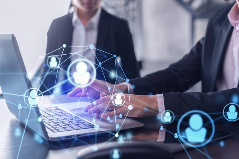 Digitális forradalom a bérszámfejtés terén: A Process Solutions innovatív megoldásai új dimenziókat nyitnak meg ügyfeleik HR-adminisztrációjában. E-volution - DigitalHungary: Ahol a valóság és a digitális világ határai elmosódnak. Fedezd fel az élet virtu