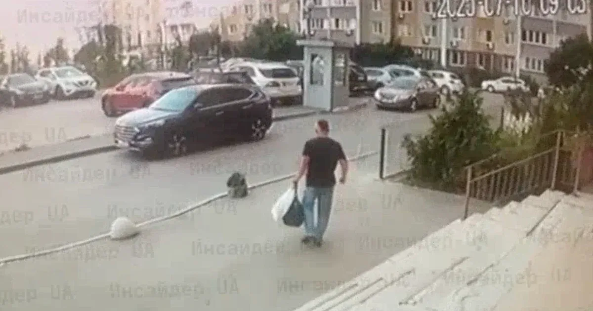 Kijev nyüzsgő utcáin, a nappali fényben, tragikus esemény történt: az Ukrán Biztonsági Szolgálat egyik ezredesét érte halálos lövés.