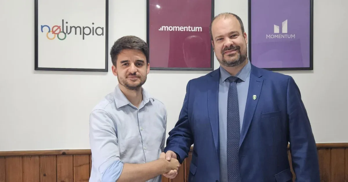 Tompos Márton lemondott a Momentum elnöki tisztségéről.