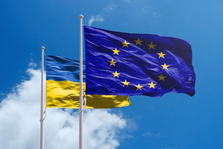 Ukrán csatlakozás - Milyen titkos tárgyalások zajlanak a háttérben? - Mezőhír

A közelmúltban egyre inkább napirendre került Ukrajna csatlakozási folyamata, de mit is rejtenek a színfalak mögötti alkudozások? Milyen érdekek és stratégiák formálják a tárgy