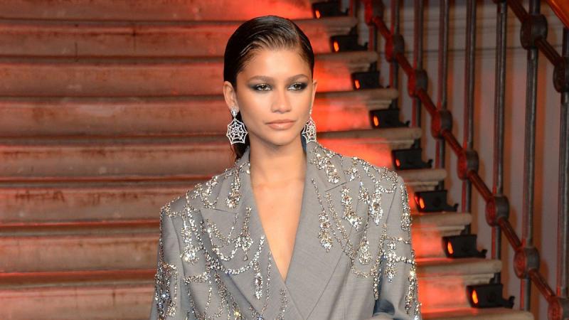 Zendaya újabb budapesti helyszínen tűnt fel: egy galériában örökítették meg - Képek - Life